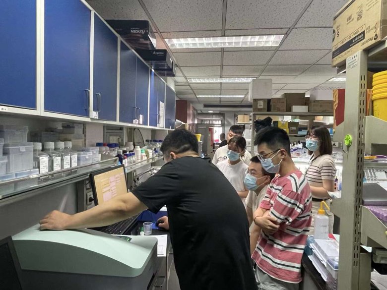 104413_376029_gsdt.jpg 104413_376029_gsdt.jpg